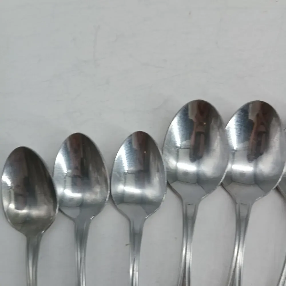7X Spoons Washington Forge SPRING MEADOW Stainless Flatware Table TEASPOONS